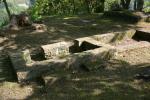 岡城趾の御廟所跡付近の石組み
