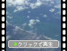 日本海の海岸線と雲