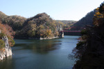 晩秋の帝釈峡・神龍湖と「紅葉橋」