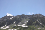 夏の立山「雄山と残雪」