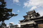 青空の松江城「天守閣」