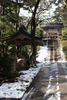 松江城の「城山稲荷神社」参道と積雪