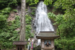 羽黒山「須賀の滝」の不動尊