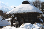 積雪の水車小屋