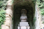 鎌倉・円覚寺「洞内の石仏」