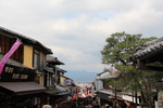 秋の京都・清水寺「門前町の参道」