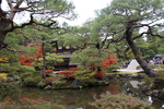 秋の京都・銀閣寺「錦鏡池と銀閣」