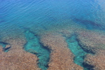 夏の沖縄本島「辺戸岬の青緑の海岸」