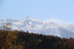 秋の富良野から見た「十勝連峰」