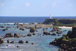 宮古島「東平安名崎の海岸と灯台」