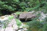 夏の三段峡「蓬莱岩」