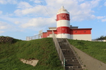 夏の高島岬「日和山灯台」