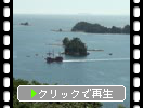 九十九島の遊覧船と漁船