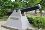 「築地反射炉跡にある佐賀藩カノン砲」